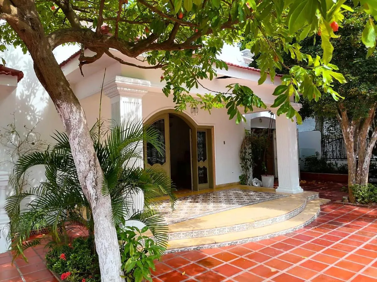 לינה וארוחת בוקר Casa Bahia Colonial - Cartagena