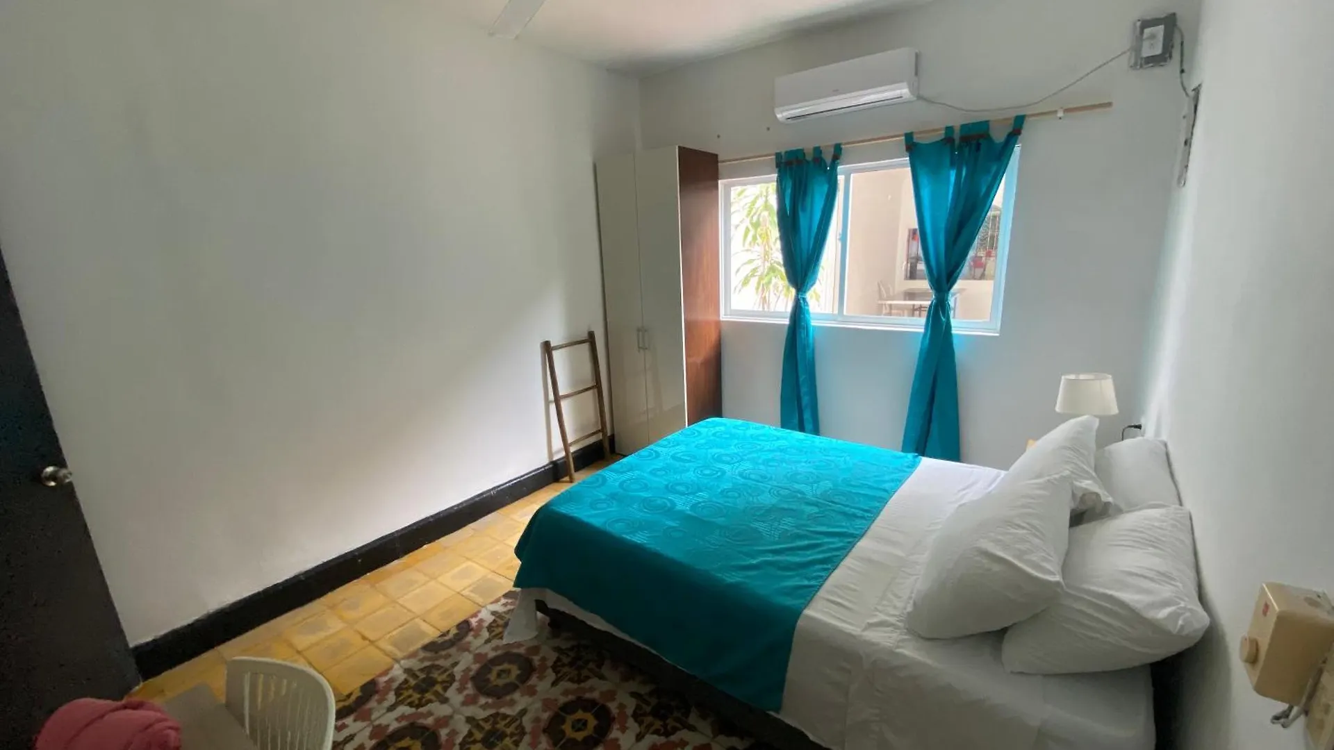 לינה וארוחת בוקר Casa Bahia Colonial - Cartagena